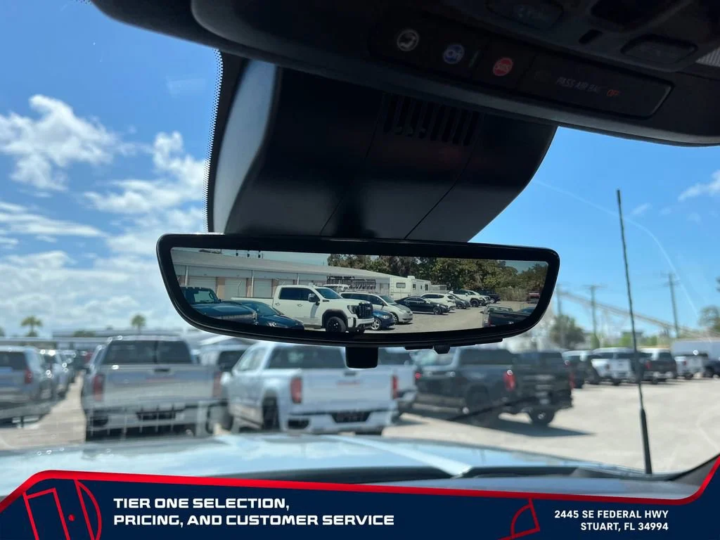Used 2024 Sterling Metallic GMC Denali Ultimate image 33