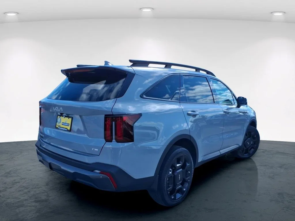 Used 2024 Gray Kia X-Line EX image 8