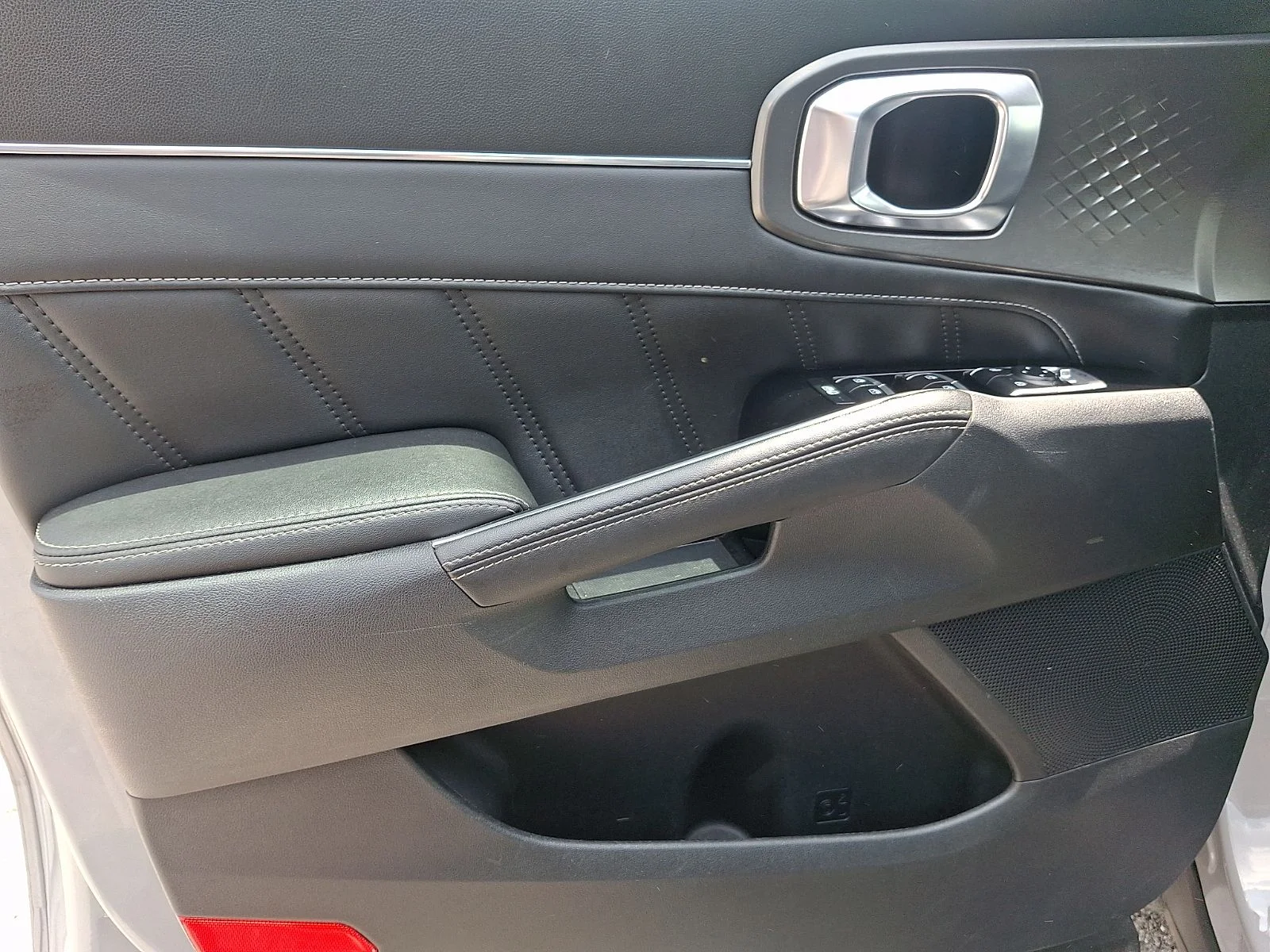 Certified Used 2023 Gray Kia SX image 11