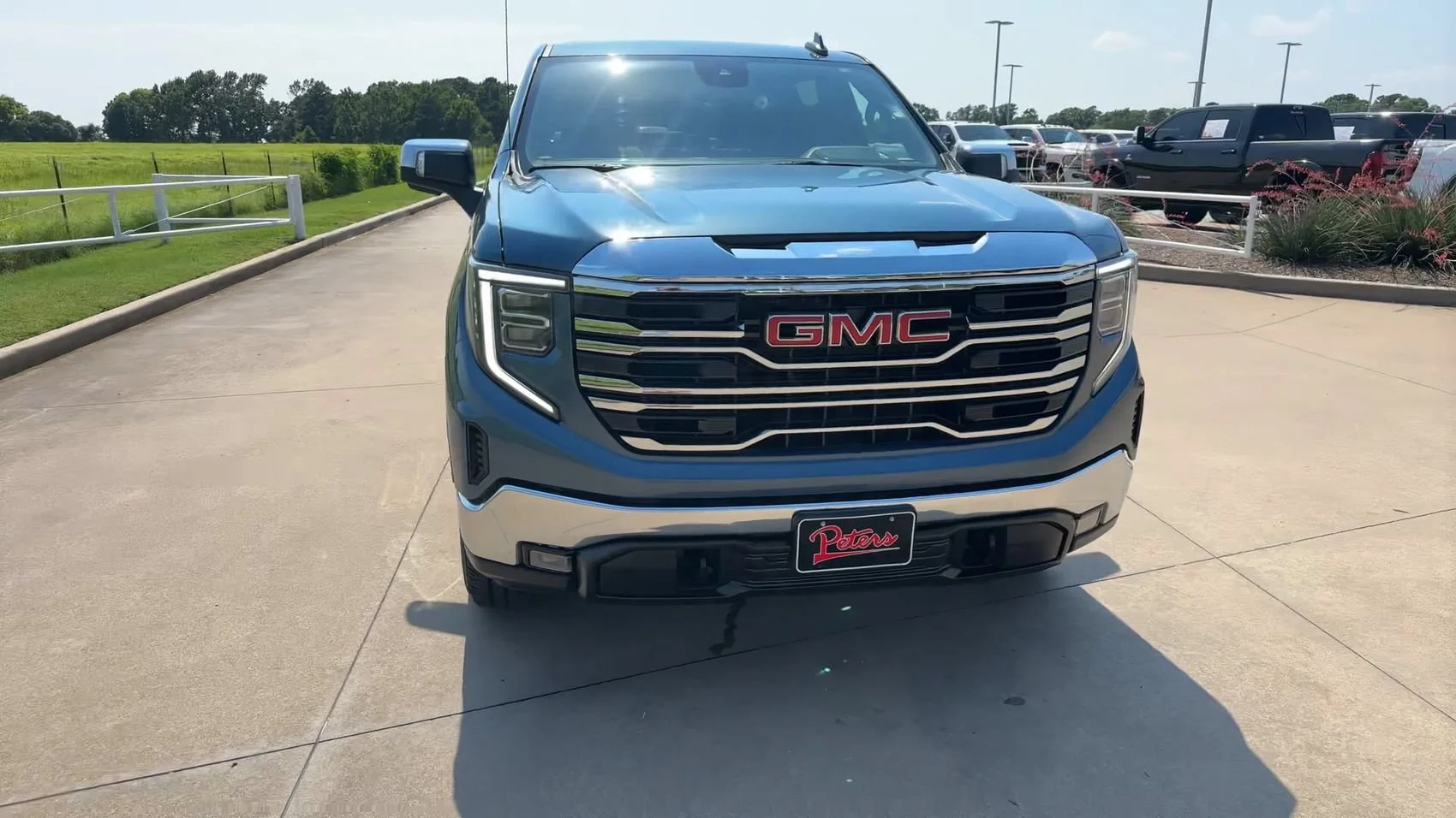 Used 2024 Downpour Metallic GMC SLT image 3