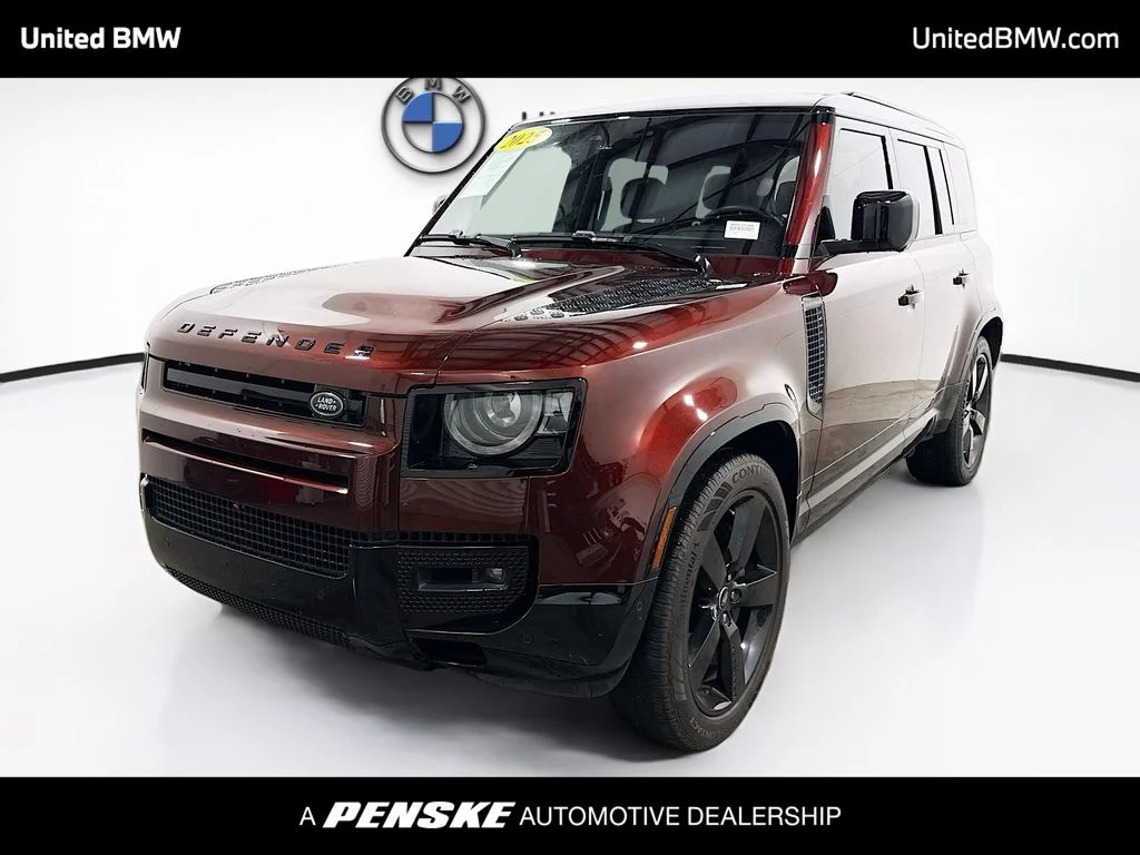 2025 Land Rover Defender 110 Sedona Red P400's photo