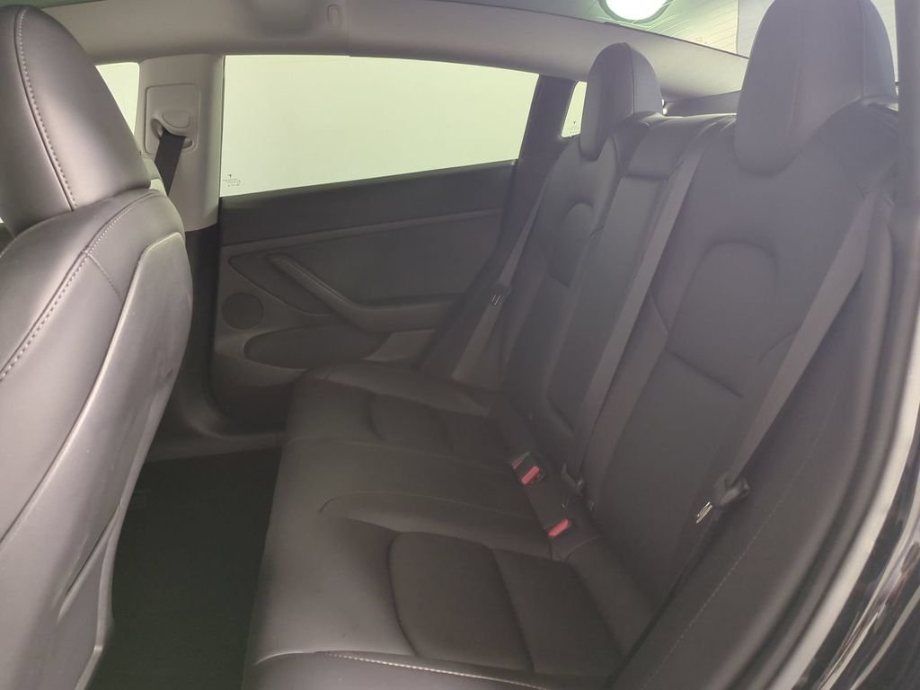 Used 2023  Tesla Long Range image 16