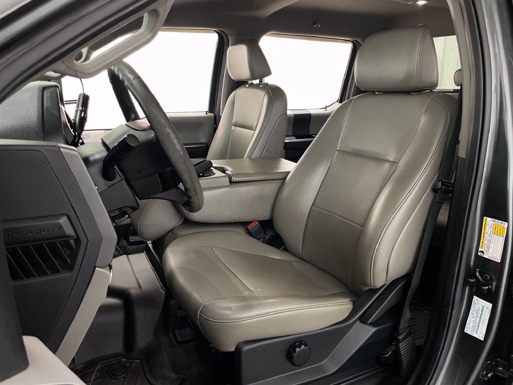 Used 2020 Gray Ford XL image 19
