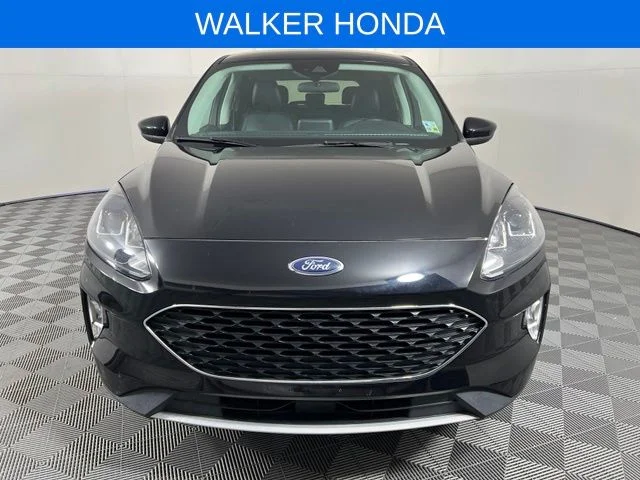 Used 2022 Black Ford SEL image 2