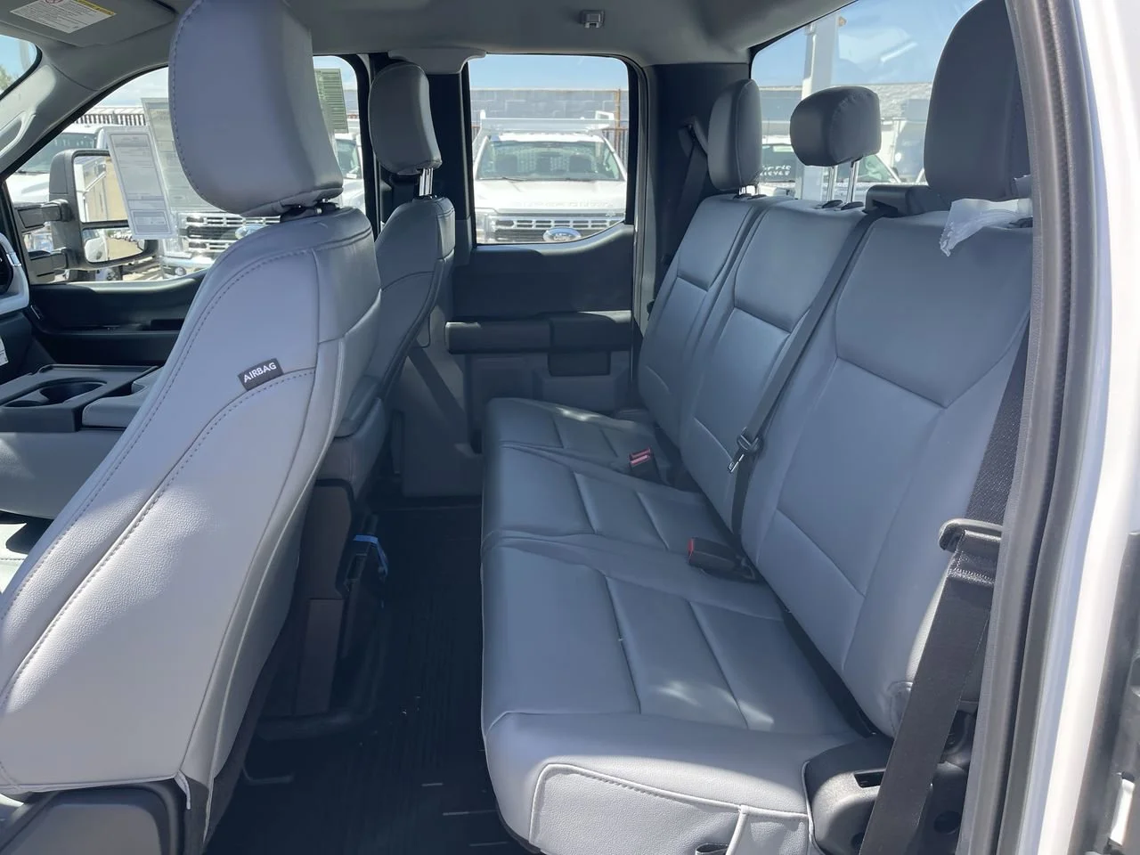 New 2026 Oxford White Ford  image 18