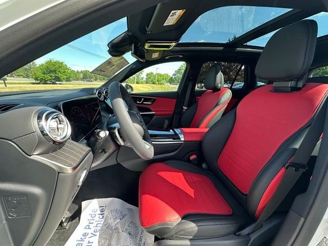 New 2026 Polar White Mercedes-Benz GLC 300 image 14