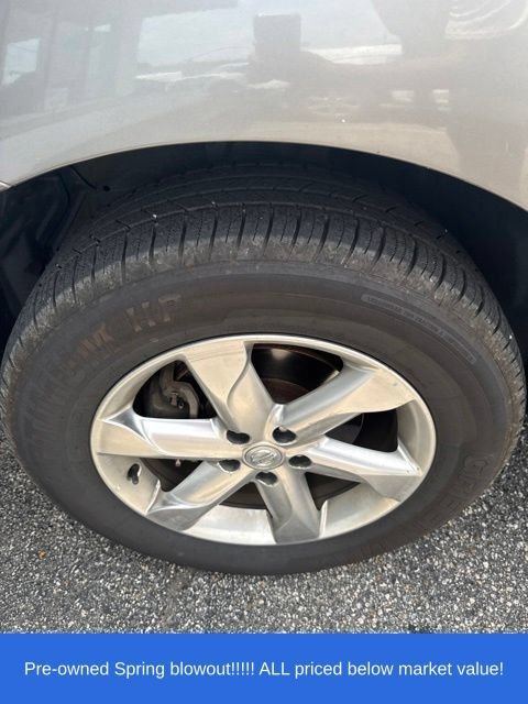 Used 2010 Gray Nissan SL image 10