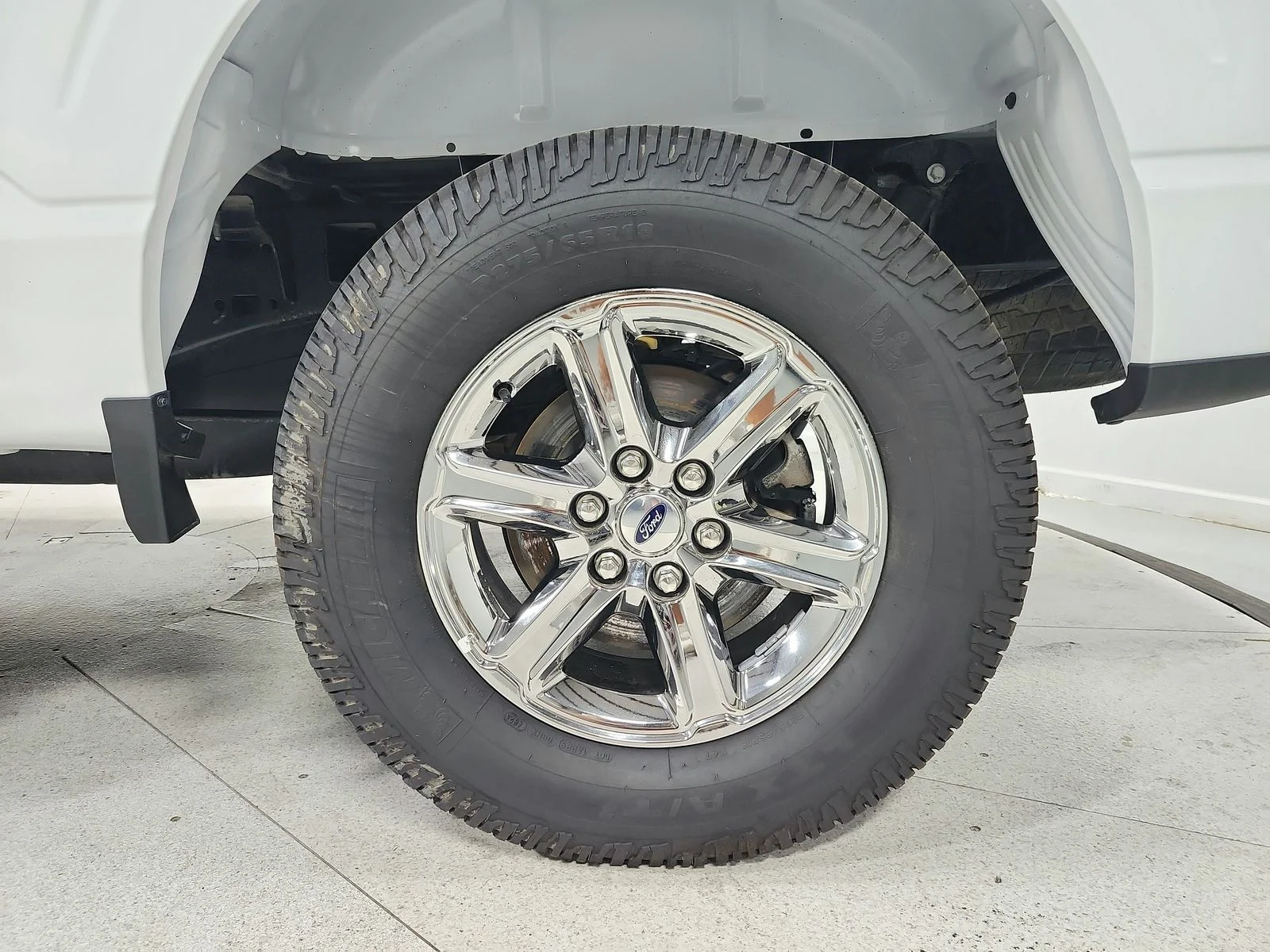Used 2024 White Ford XLT image 45