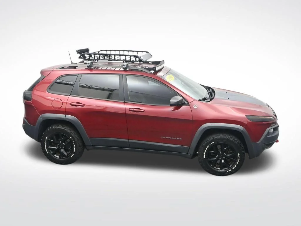 Used 2016 Deep Cherry Red Crystal Pearlcoat Jeep Trailhawk image 27