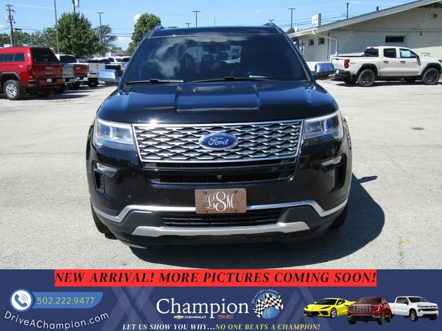 Used 2018 Black Ford Platinum image 2