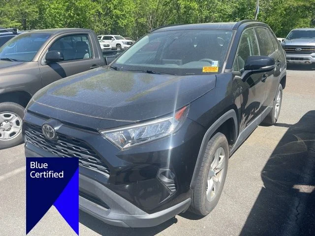 Used 2020 Black Toyota XLE image 1