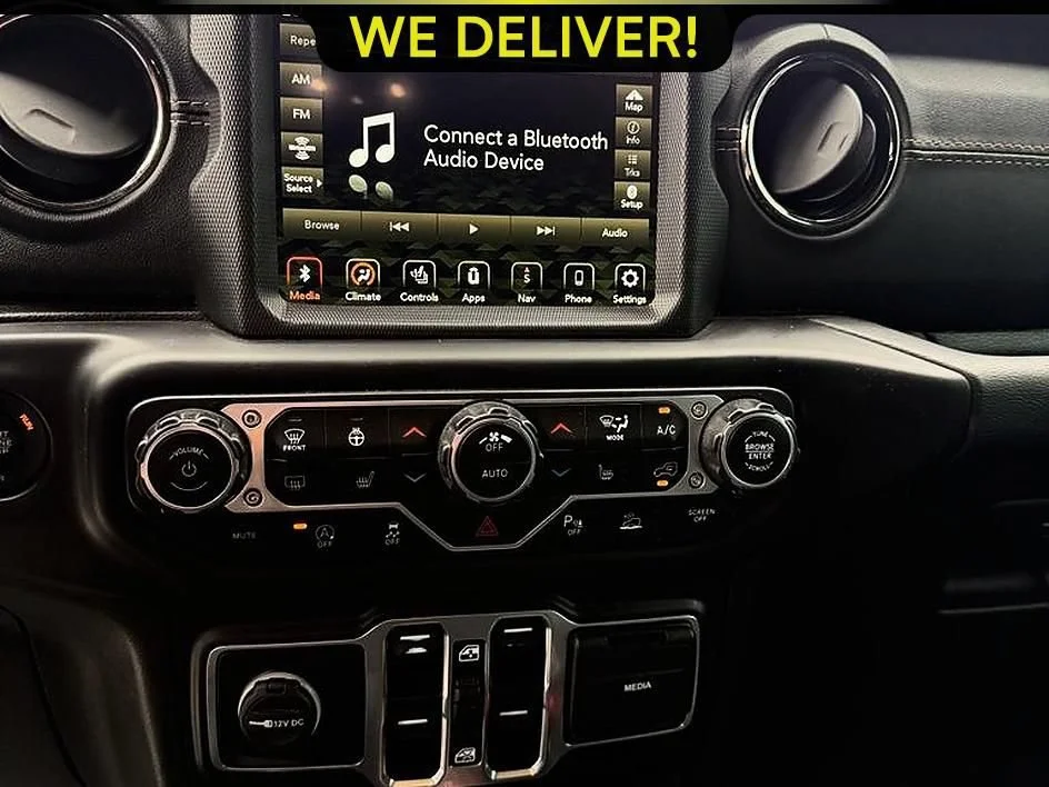 Used 2021 Black Jeep Unlimited Sahara image 13