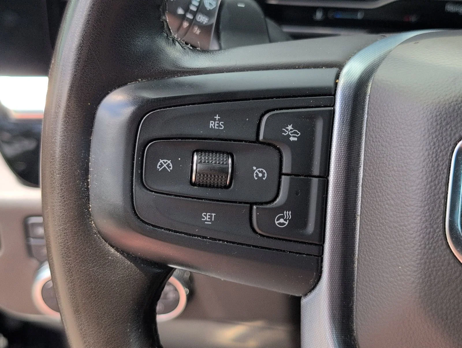 Used 2023 Titanium Rush Metallic GMC SLT image 26