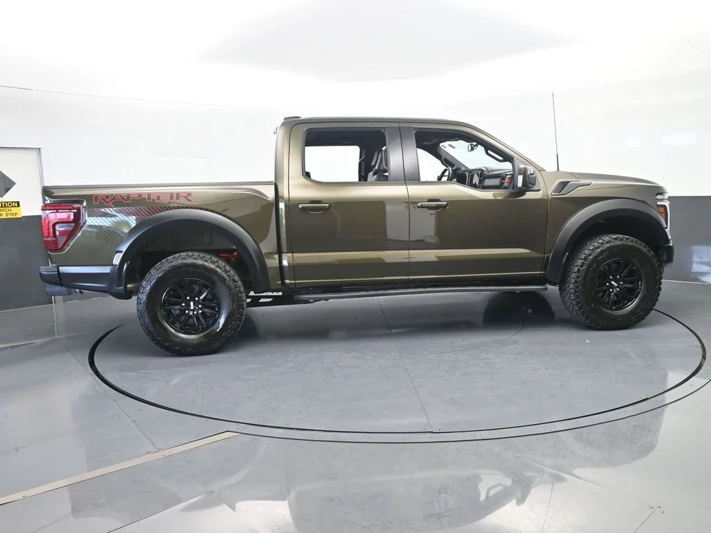 Used 2025 Green Ford Raptor image 7