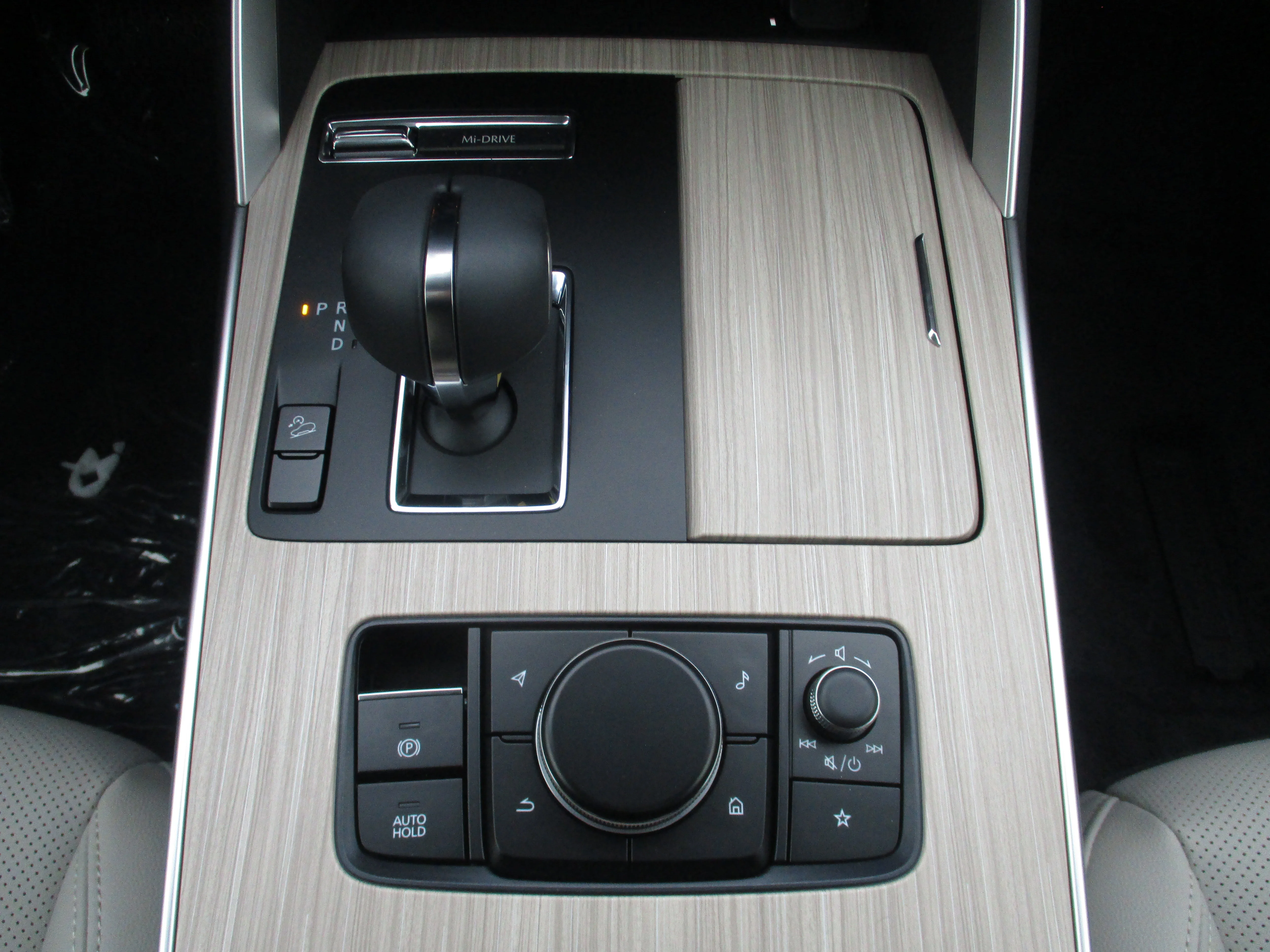 2026 Mazda CX-90 Premium Package - Photo 16