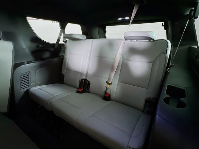 2023 GMC Yukon XL SLT - Photo 38