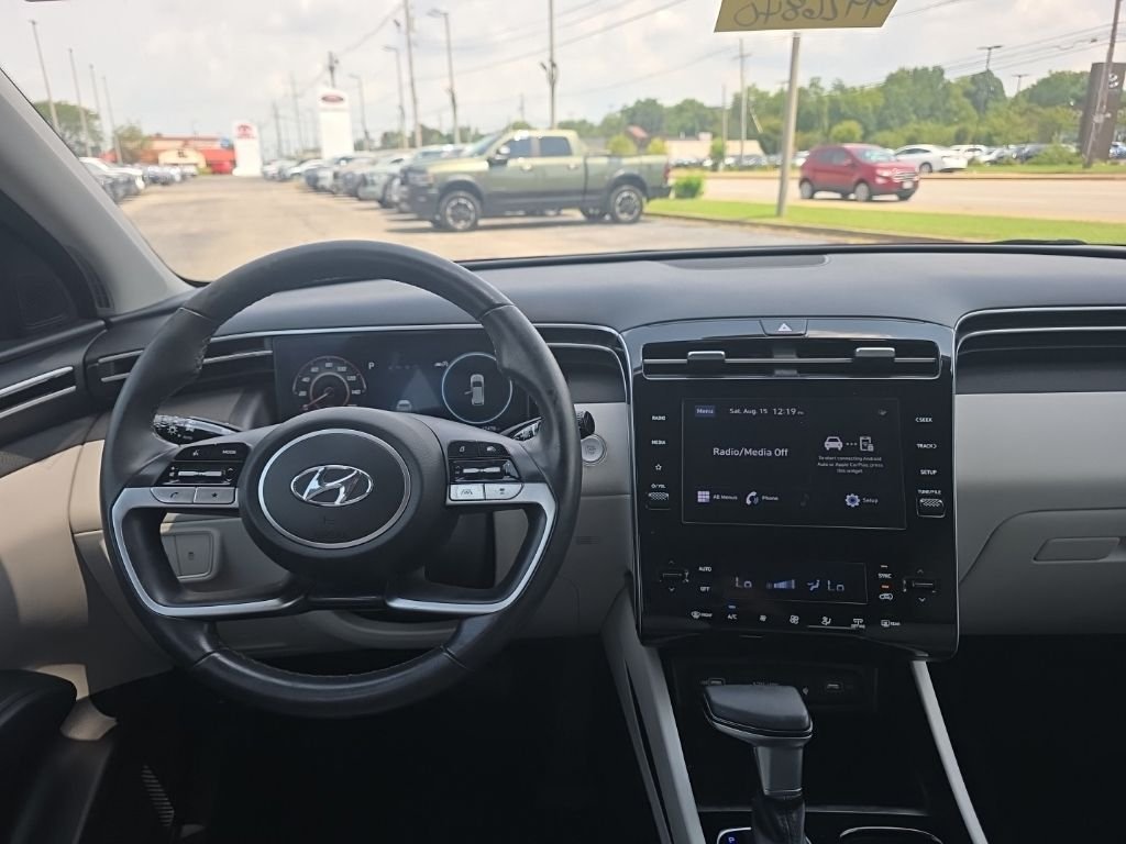Used 2023 Red Hyundai SEL image 13