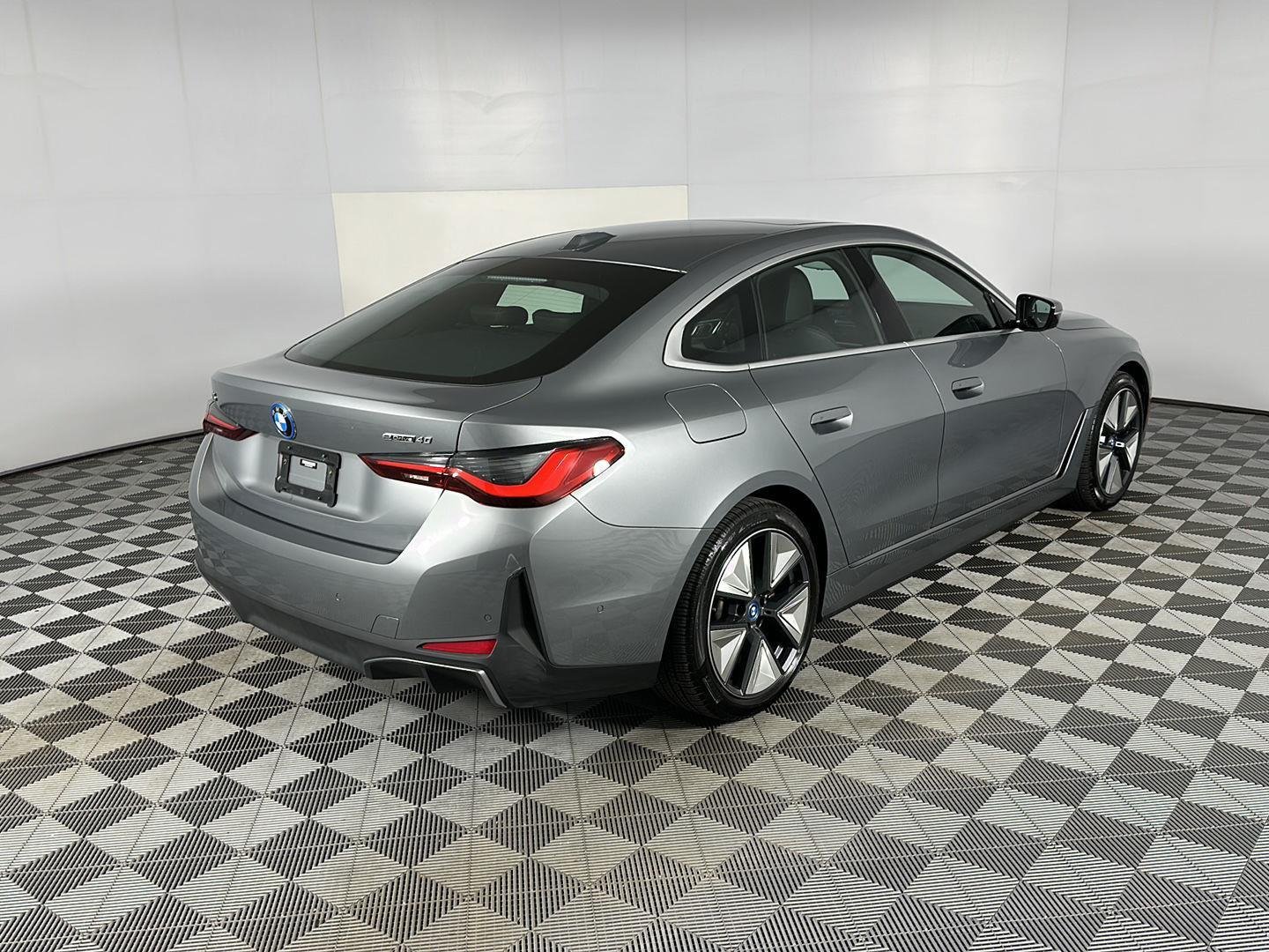 Used 2023 Skyscraper Grey Metallic BMW eDrive40 image 8