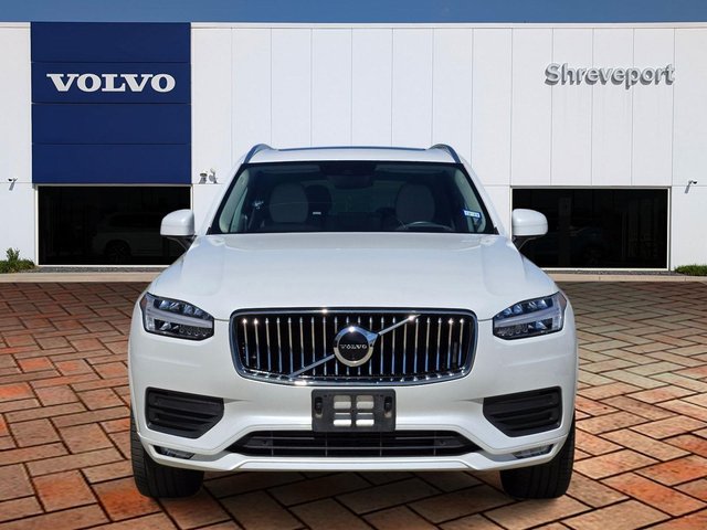 2022 Volvo XC90 Momentum