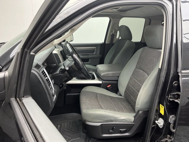 Used 2016 Brilliant Black Crystal Pearlcoat Ram Big Horn image 11