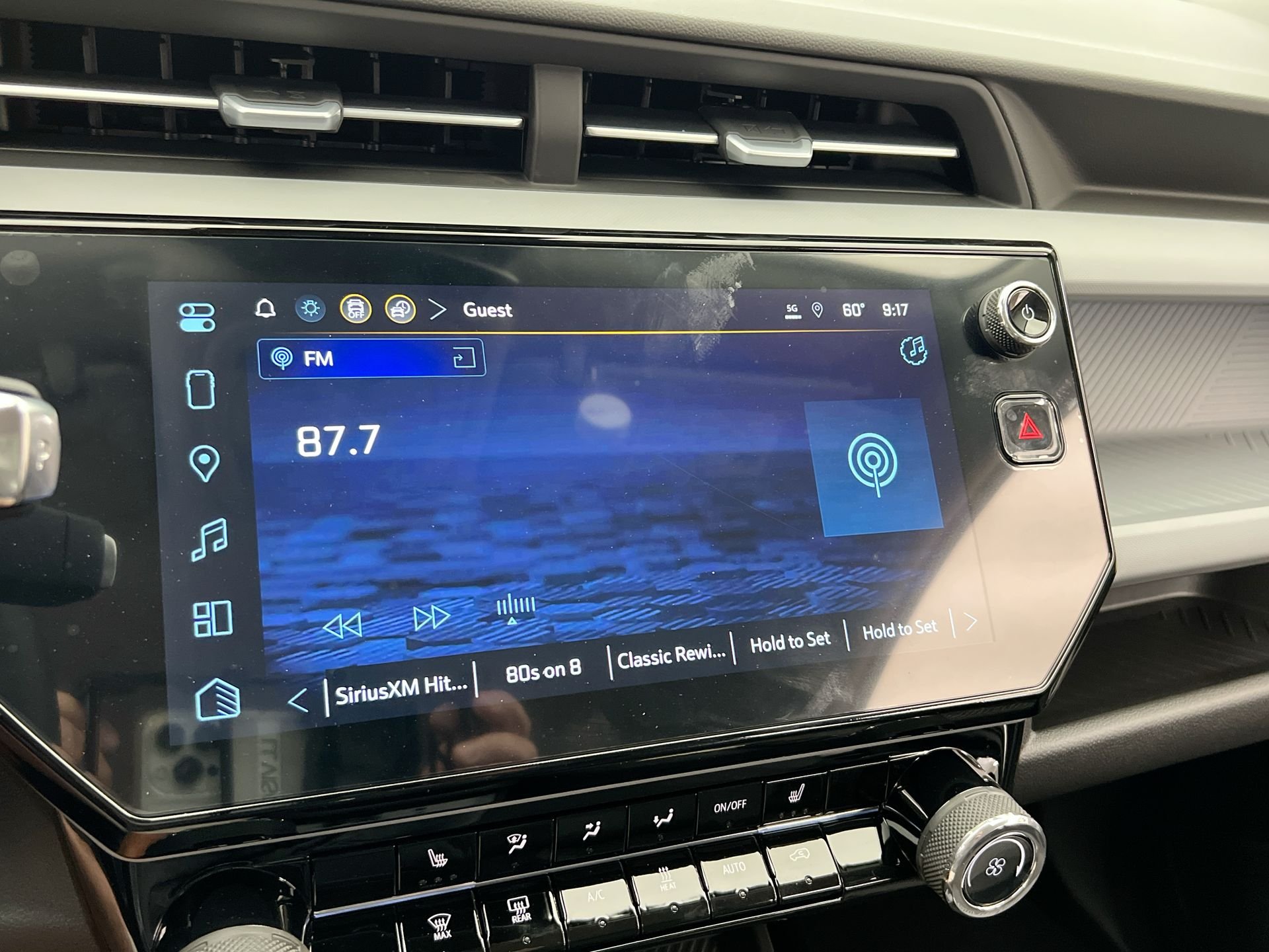 2027 Chevrolet Bolt LT - Photo 68