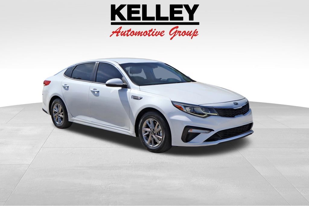 2019 Kia Optima LX AT's photo