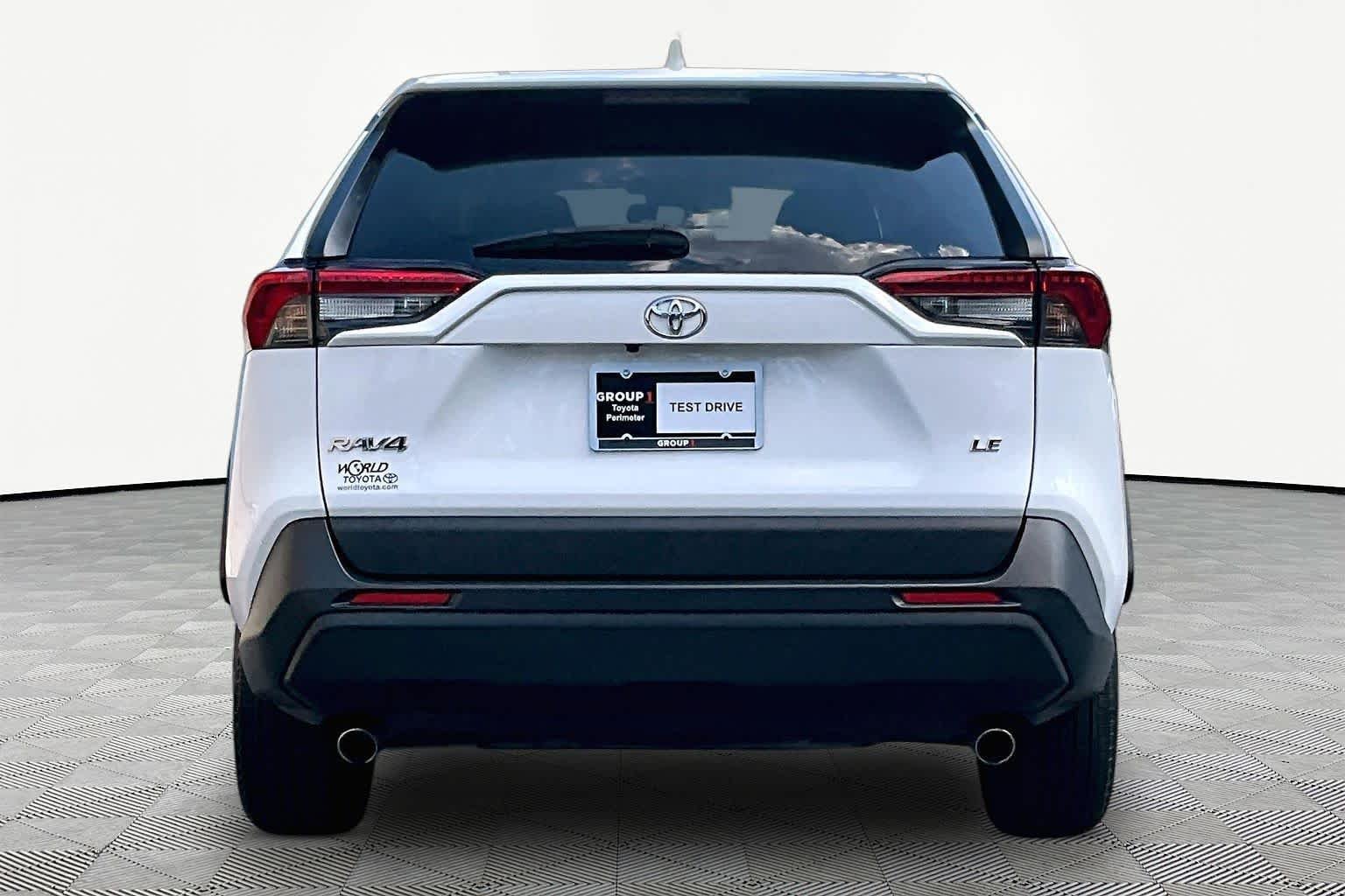 Used 2024 Ice Cap Toyota LE image 5