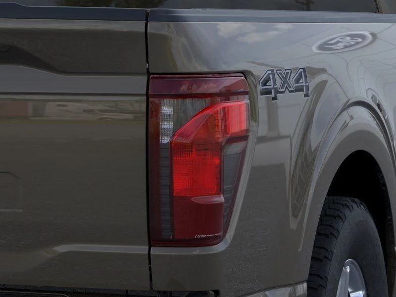 New 2026 Marsh Gray Ford XLT image 21