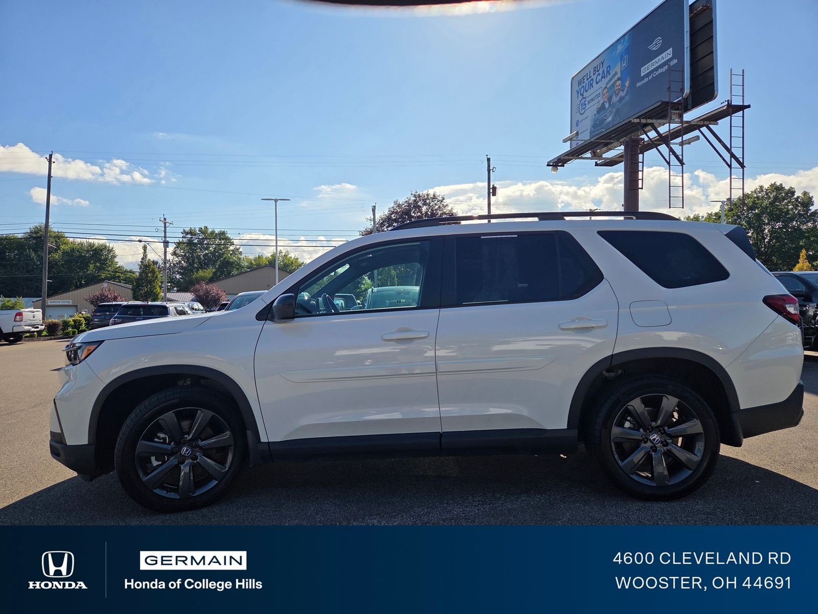 Used 2025 Platinum White Pearl Honda Sport image 15