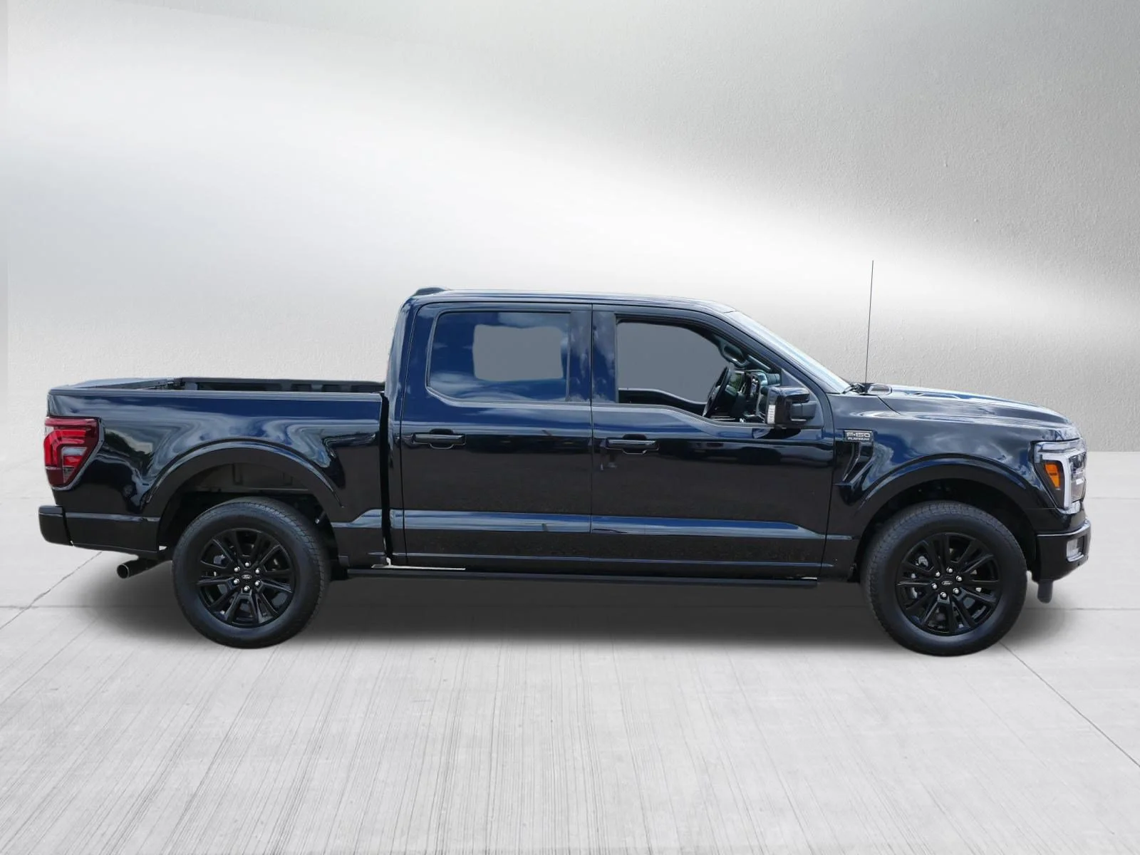 Used 2025 Agate Black Metallic Ford Platinum image 8