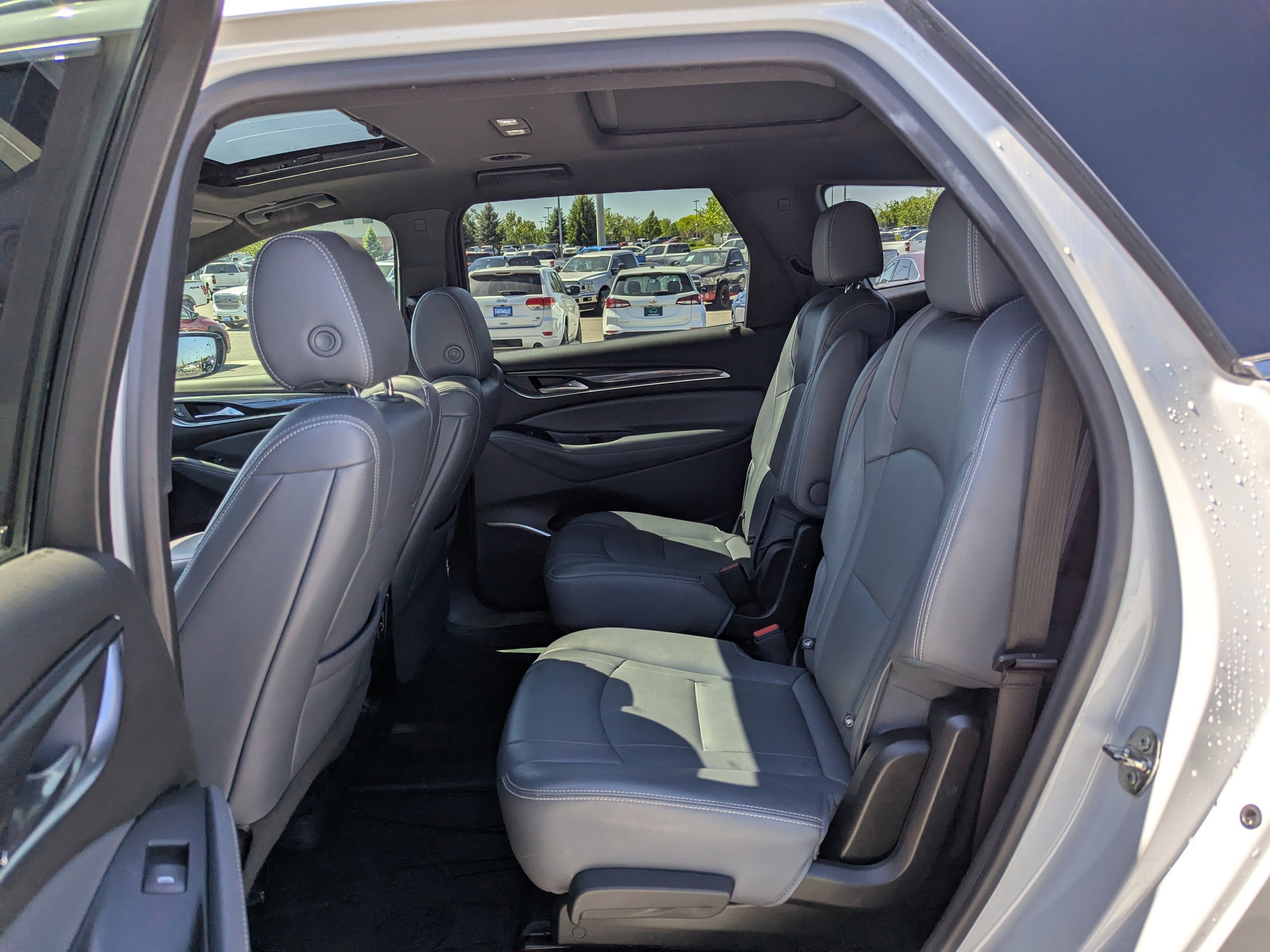 2022 Buick Enclave Essence - Photo 31
