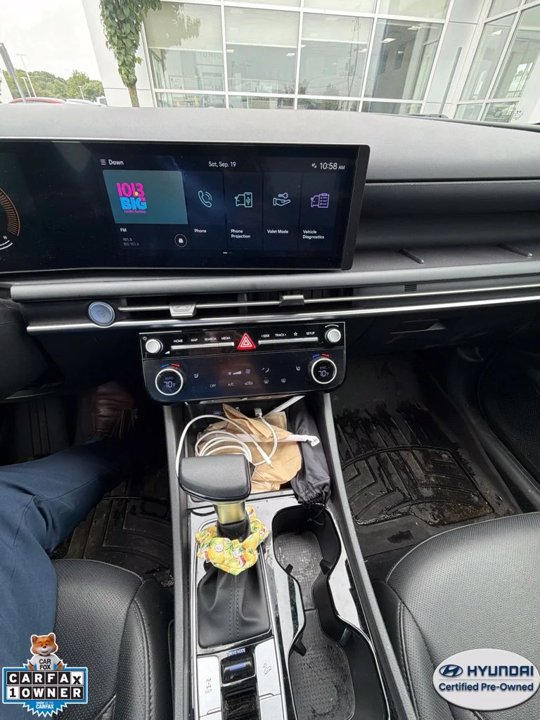 Certified Used 2025 Black Hyundai SEL image 6