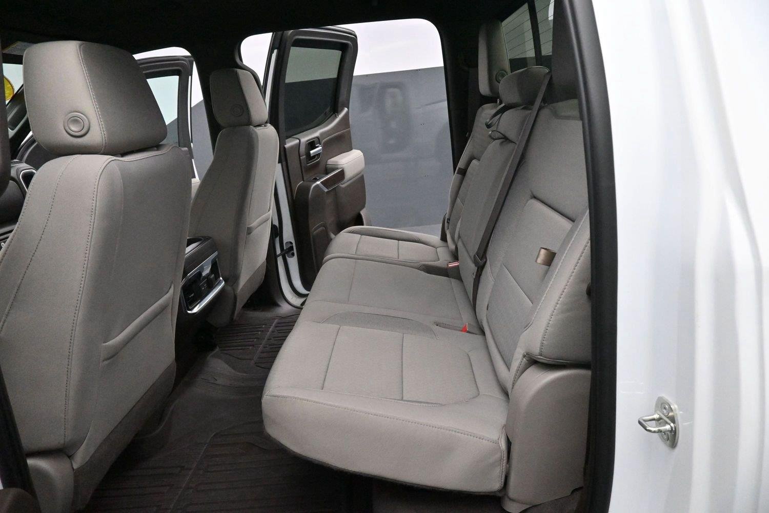 Used 2020 Summit White GMC Elevation image 27