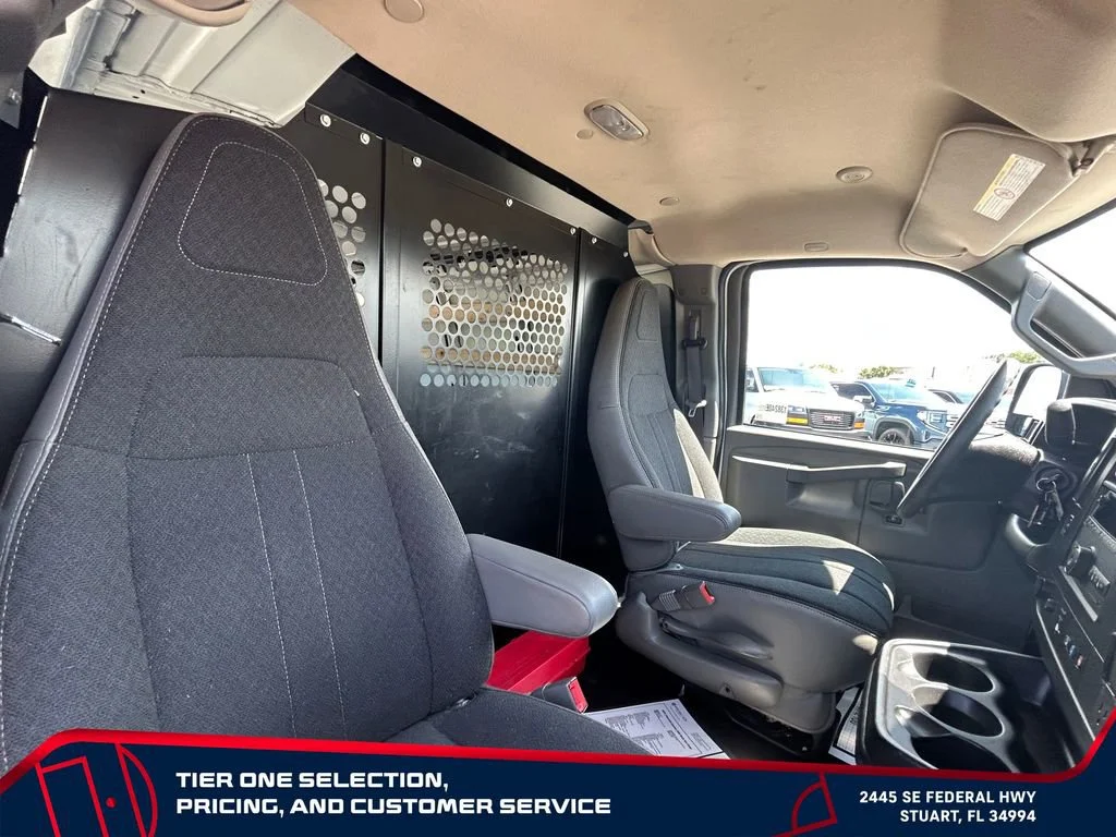 Used 2024 Summit White Chevrolet WT image 15