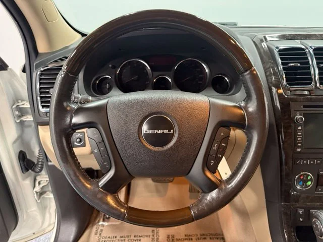 Used 2011 White GMC Denali image 17