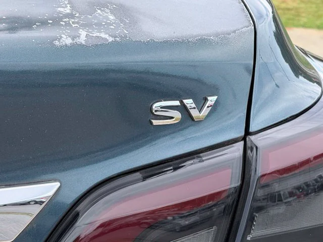 Used 2014 Blue Nissan SV image 7