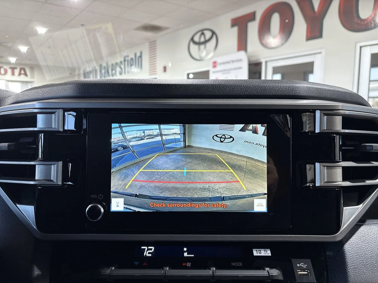 2026 Toyota Tundra SR5 - Photo 18