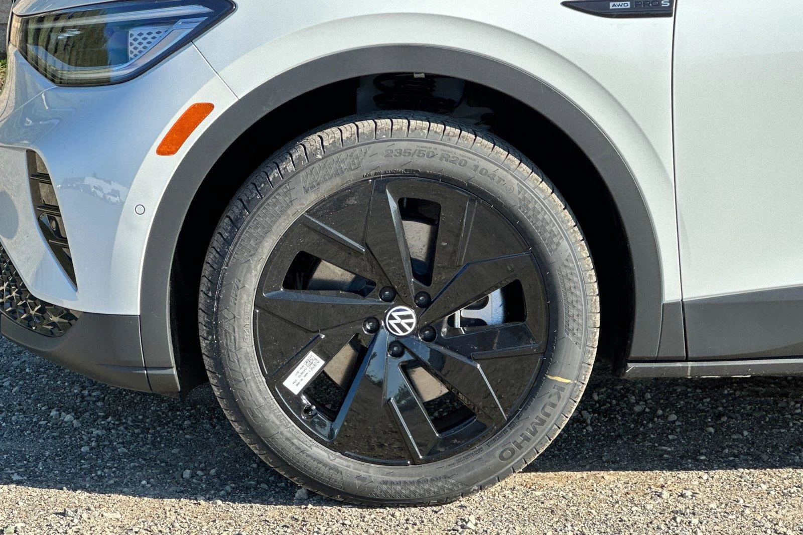 New 2026 Opal White Pearl Volkswagen Pro S image 23