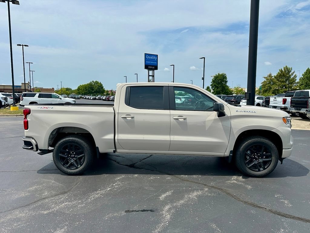 New 2026 White Sands Chevrolet RST image 2