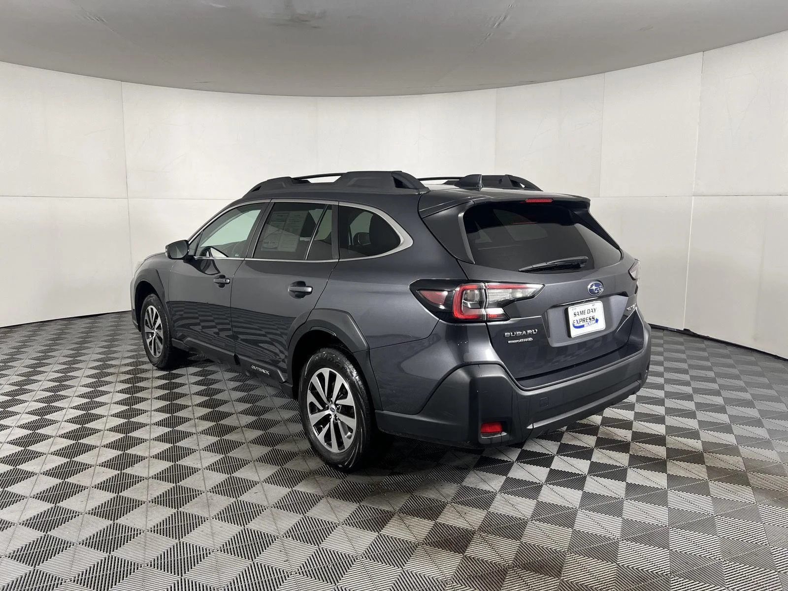 Used 2024 Magnetite Gray Metallic Subaru Premium image 44