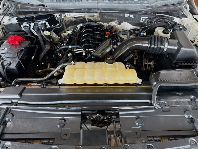 Used 2018 Silver Ford XL image 28