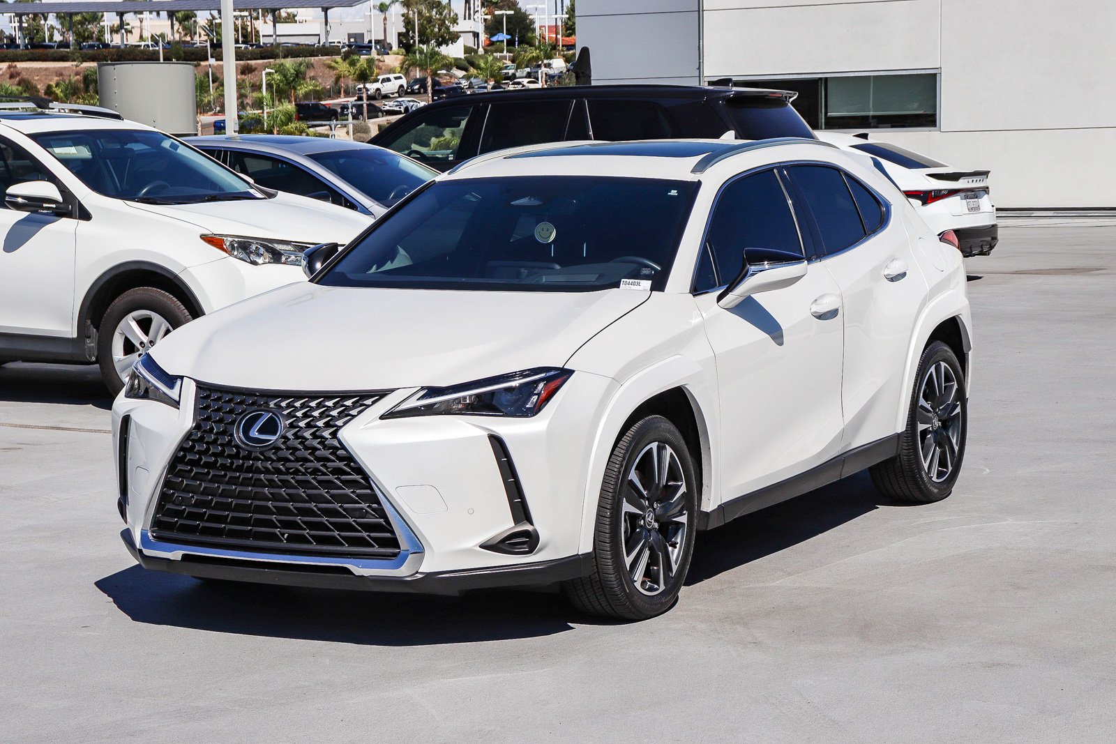 Used 2025 White Lexus 300h Premium image 3