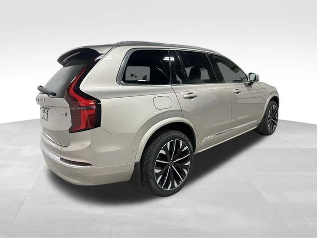 New 2026 Bright Dusk Volvo Plus image 6