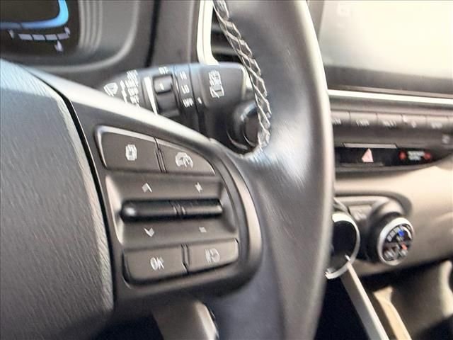 Used 2024 Red Hyundai SEL image 21