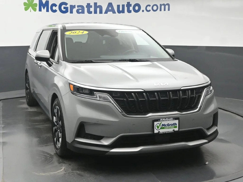 Used 2024 White Kia EX image 5
