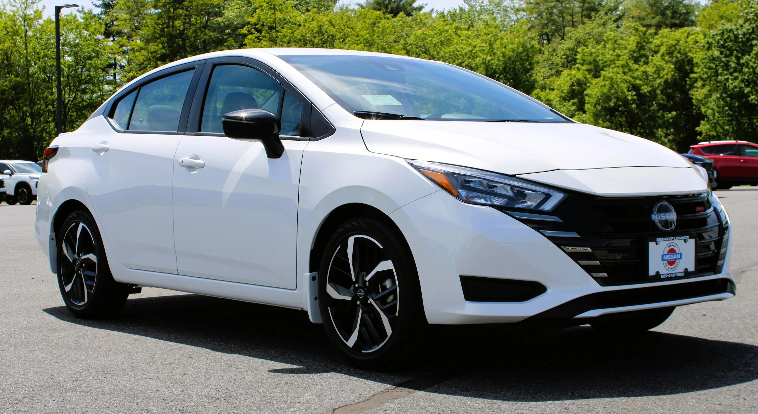 Used 2025 Aspen White Tricoat Nissan SR image 4
