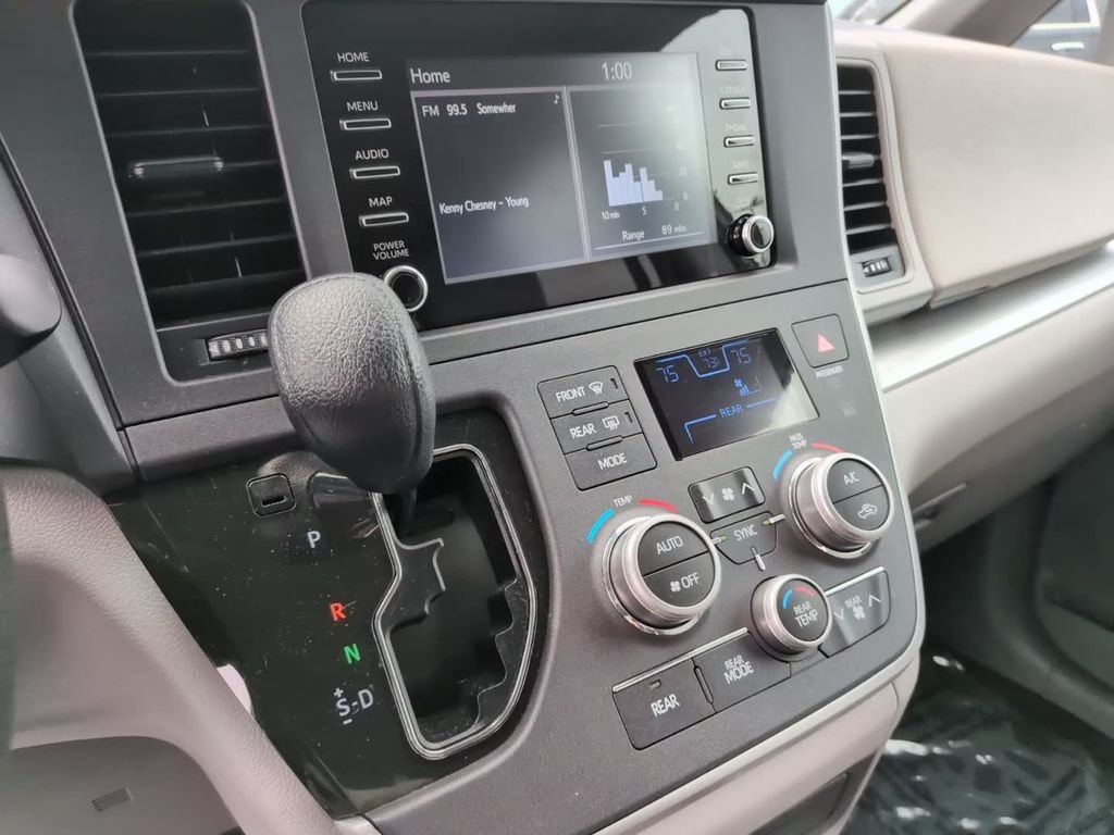 Used 2020 Gray Toyota L image 23