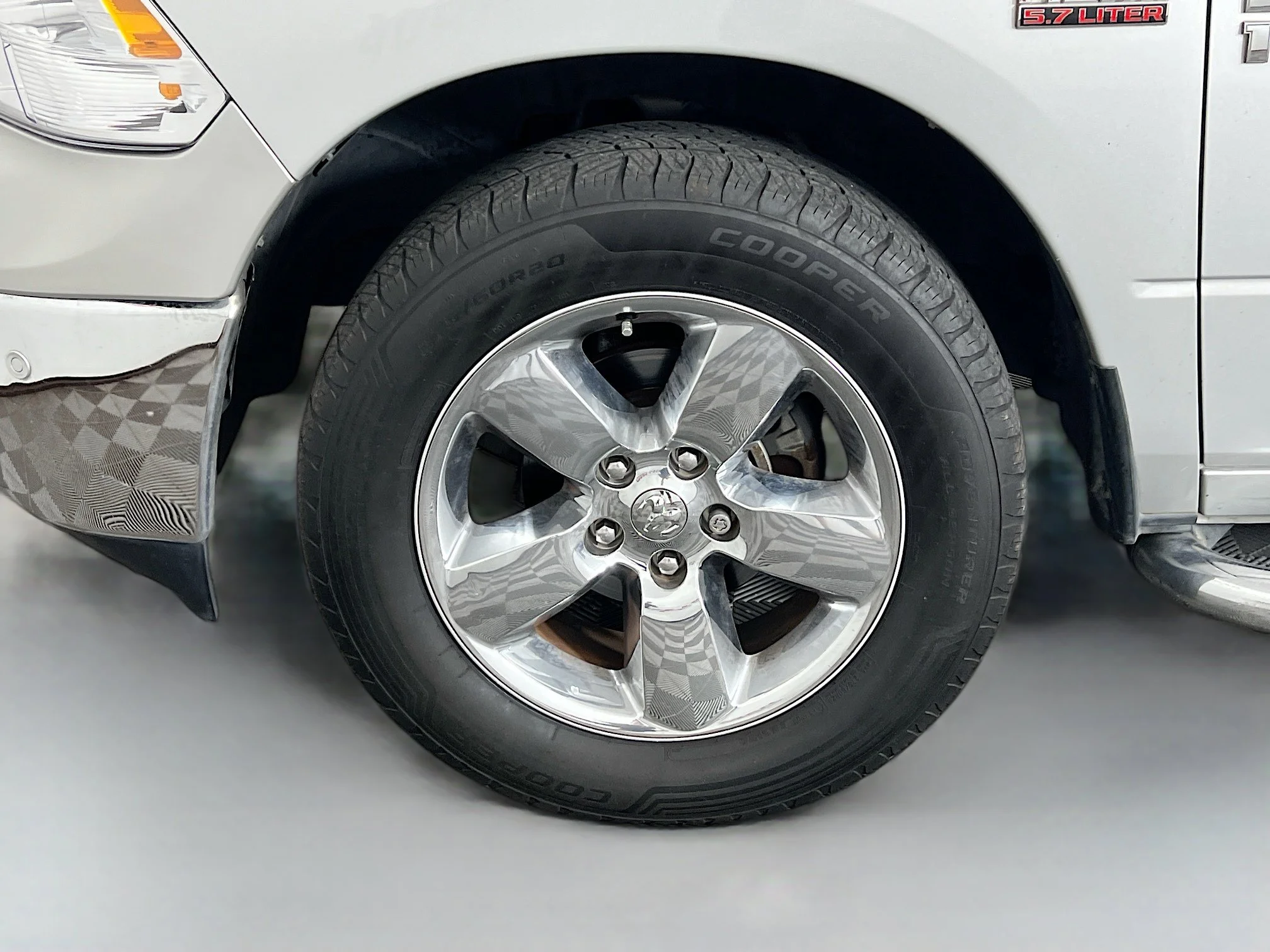 Used 2014 Bright Silver Metallic Clearcoat Ram LONE STAR image 14