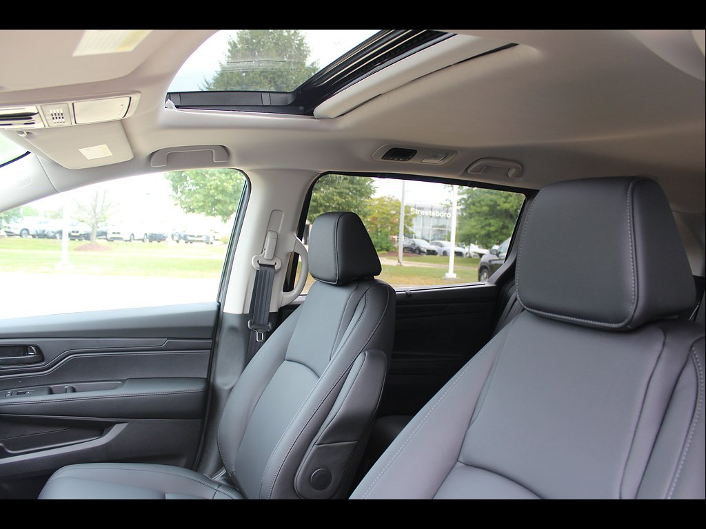2026 Honda Odyssey EX-L - Photo 6