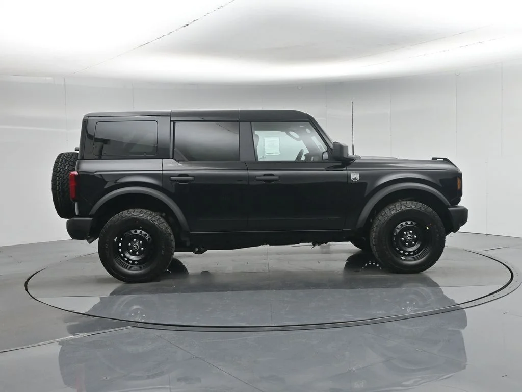 New 2026 Shadow Black Ford Big Bend image 26